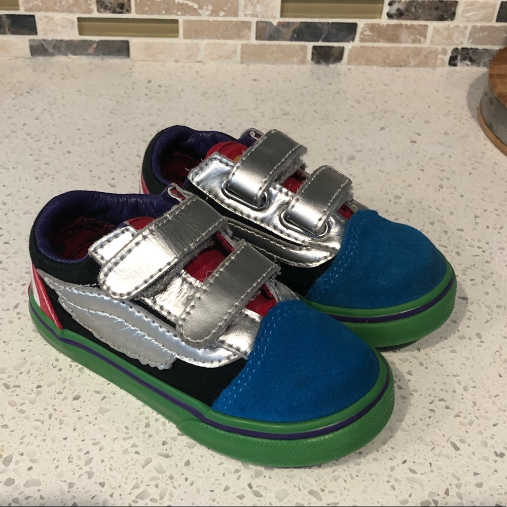 Marvel Vans size 7 toddler